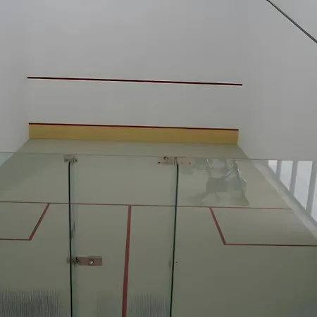 Villa Luxury 3 Beds Inside Estepona