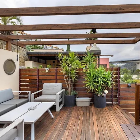 Villa Luxury 3 Beds Inside Estepona