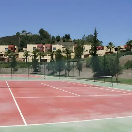 Luxury 3 Beds Inside *