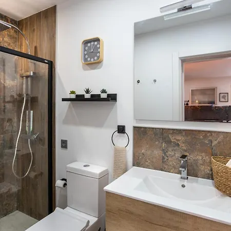 Luxury 3 Beds Inside