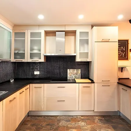 Villa Luxury 3 Beds Inside *