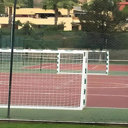 Luxury 3 Beds Inside 埃斯特波纳