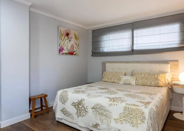 Luxury 3 Beds Inside * Естепона