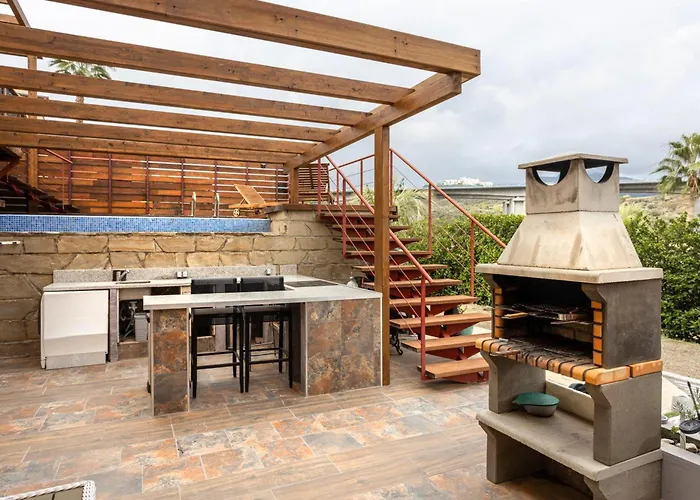 Villa Luxury 3 Beds Inside Estepona